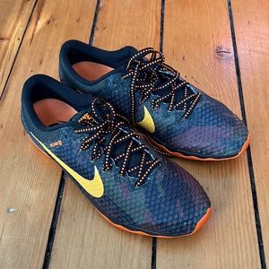 Nike Rival Waffle XC Running shoes Size 6.5 Men, 8 women